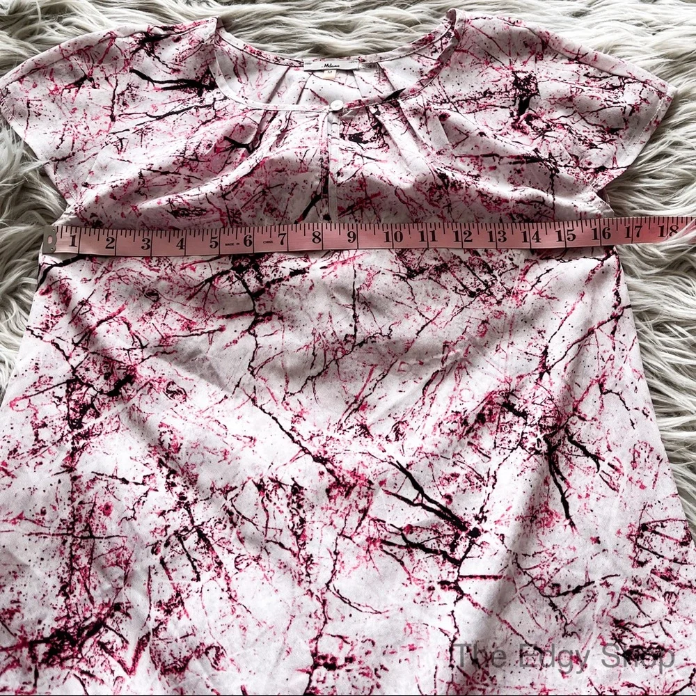 Milano | Marble Print Pleat Neck Cap Sleeve Blouse - Picture 5 of 5
